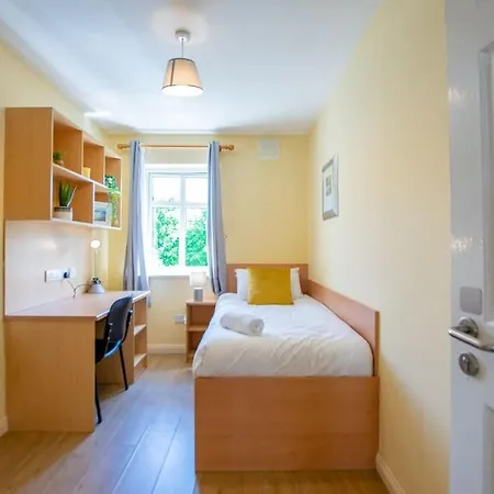 Дом отдыха 89 - Spacious Townhouse By Shortstays