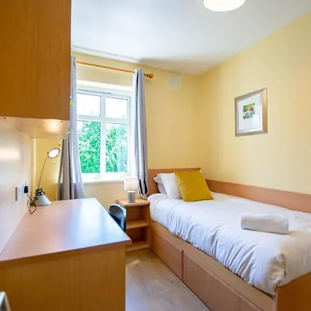 89 - Spacious Townhouse By Shortstays * Голуэй