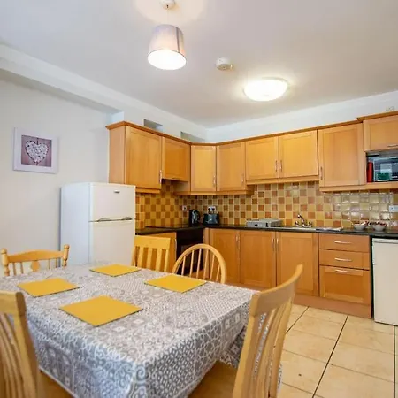 89 - Spacious Townhouse By Shortstays * 골웨이