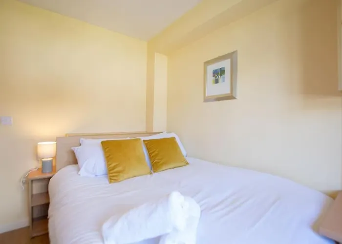 89 - Spacious Townhouse By Shortstays * Galway