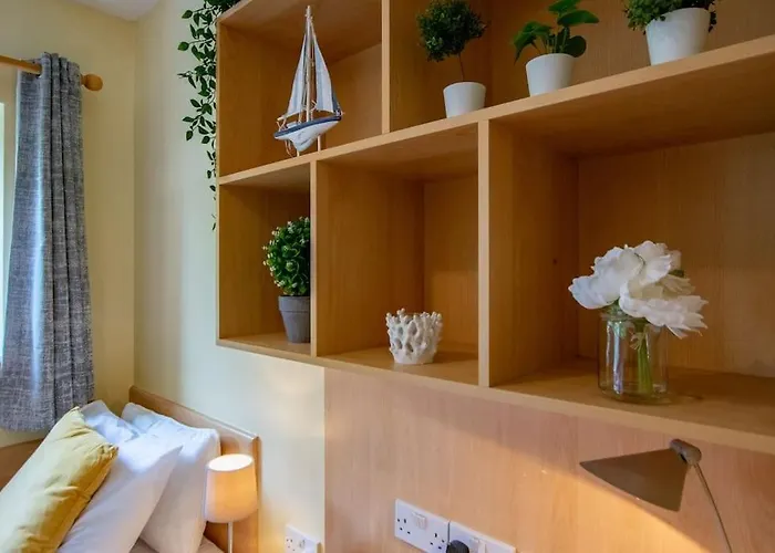89 - Spacious Townhouse By Shortstays Сasa de vacaciones