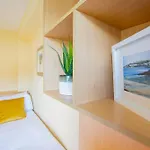 89 - Spacious Townhouse By Shortstays 別荘